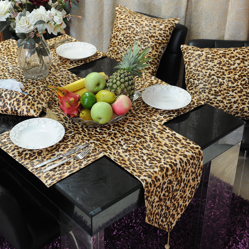 Freeshipping Luxury leopard print PU table runner placemat table