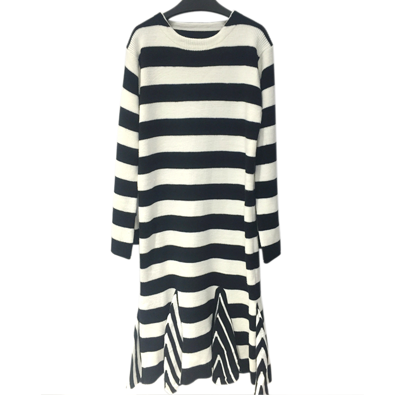 Pullover Sweater Dress Long Sleeve O-Neck Black And White Stripes Cultivate One's Morality Ruffled Stripe Women Dress
