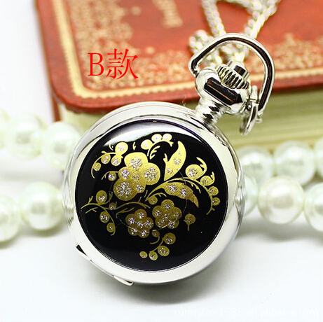 Europe and the United States selling concise fashion small Enamel Black Pentagram flowers quartz Pocket Watch