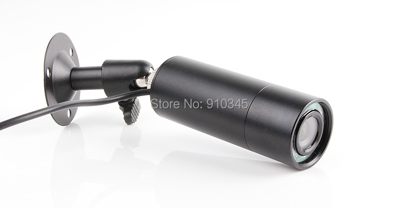 8 IR940invisible light lamps enable the effective night vision distance up to 5 meters.