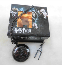 Wholesale Retail Harry Potter Hogwarts Magic Pocket Watch New In Box Classic Cosplay performance for gift