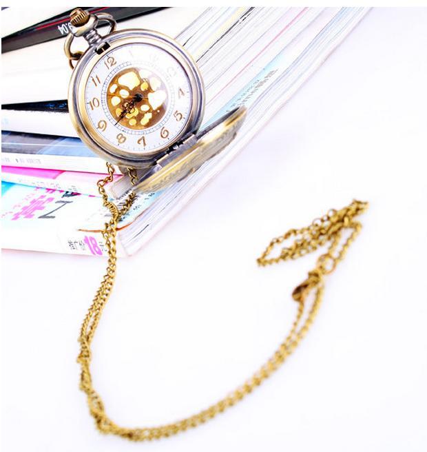 Hot Sale Vintage Antique Unisex Fashion Hollow Out and The Hunger Game cover Quartz Pocket Watch