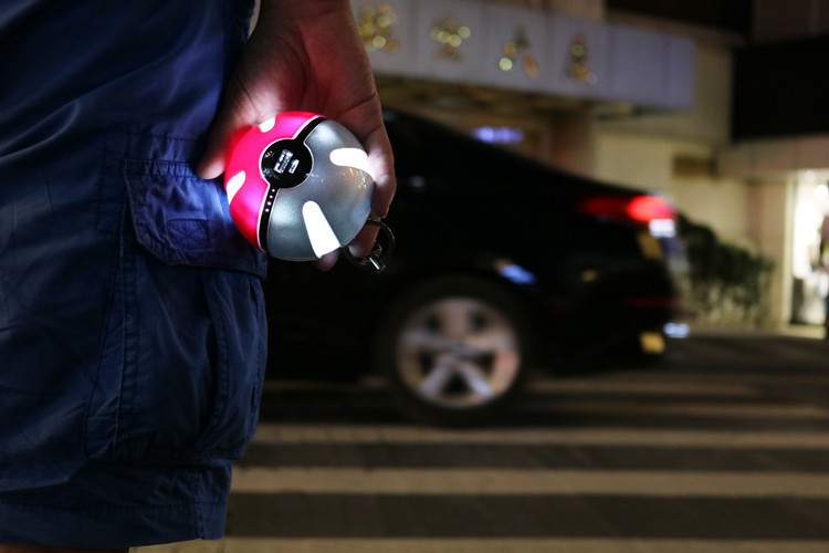 3248420859_321426964