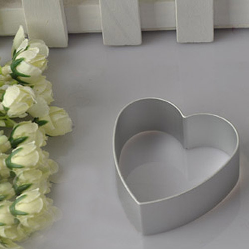 Aluminium Alloy Pastry Biscuit Cookie Cutter Baking Mould Loving Heart Shaped