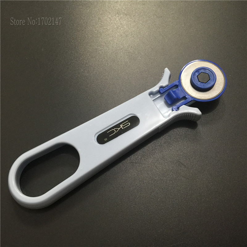 Free Shipping 1 Set Length 15cm Blade Diameter 28mm Blue Quilting Tools Round Knife Nw 30g