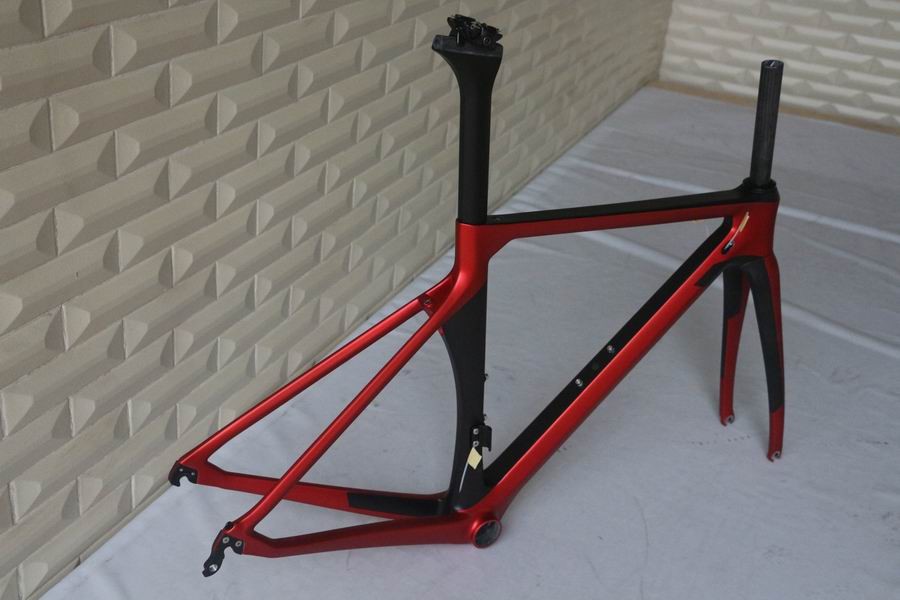 Seraph Brand Aero Road Carbon Frame Oem Products , Popular Paint Dirt