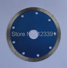 Envío gratis 1 unids corte húmedo 125 * 22.23 * 2.0 * 8 mm continious llanta segmentado diamante vio la lámina para mármol / granito / de corte de hormigón