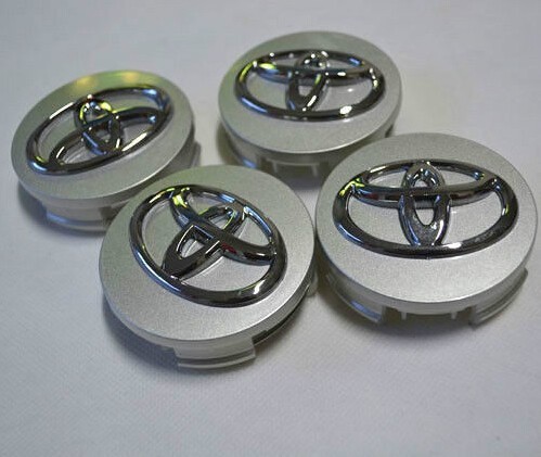 toyota corolla wheel hub caps #1