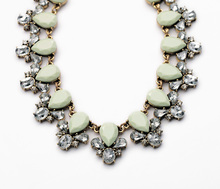 New Design Fashion Jewelry Elegant Vintage Resin Plant Pendant Collar Necklaces Pendant 2014
