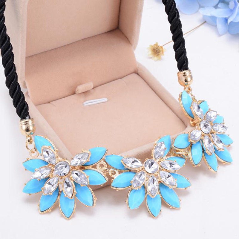 bijoux-collier-femme-2015-New-fashion-jewelry-Hot-sale-Brand-Crystal-Flower-water-drop-choker-necklace (3)
