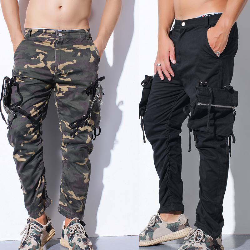baggy camo pants