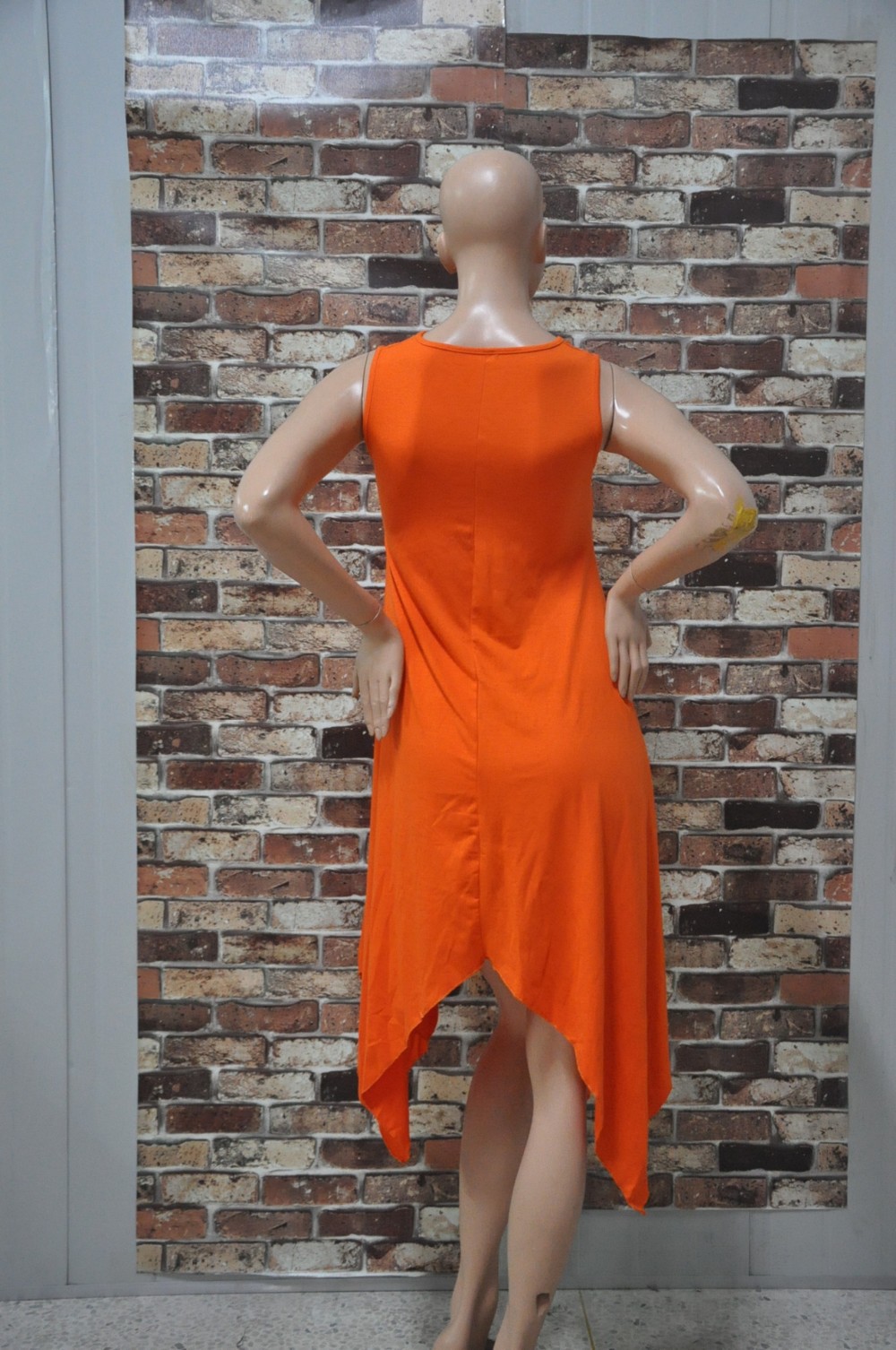 1727703132_768226816