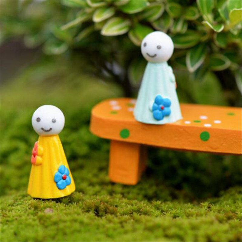 miniature japanese garden ornaments