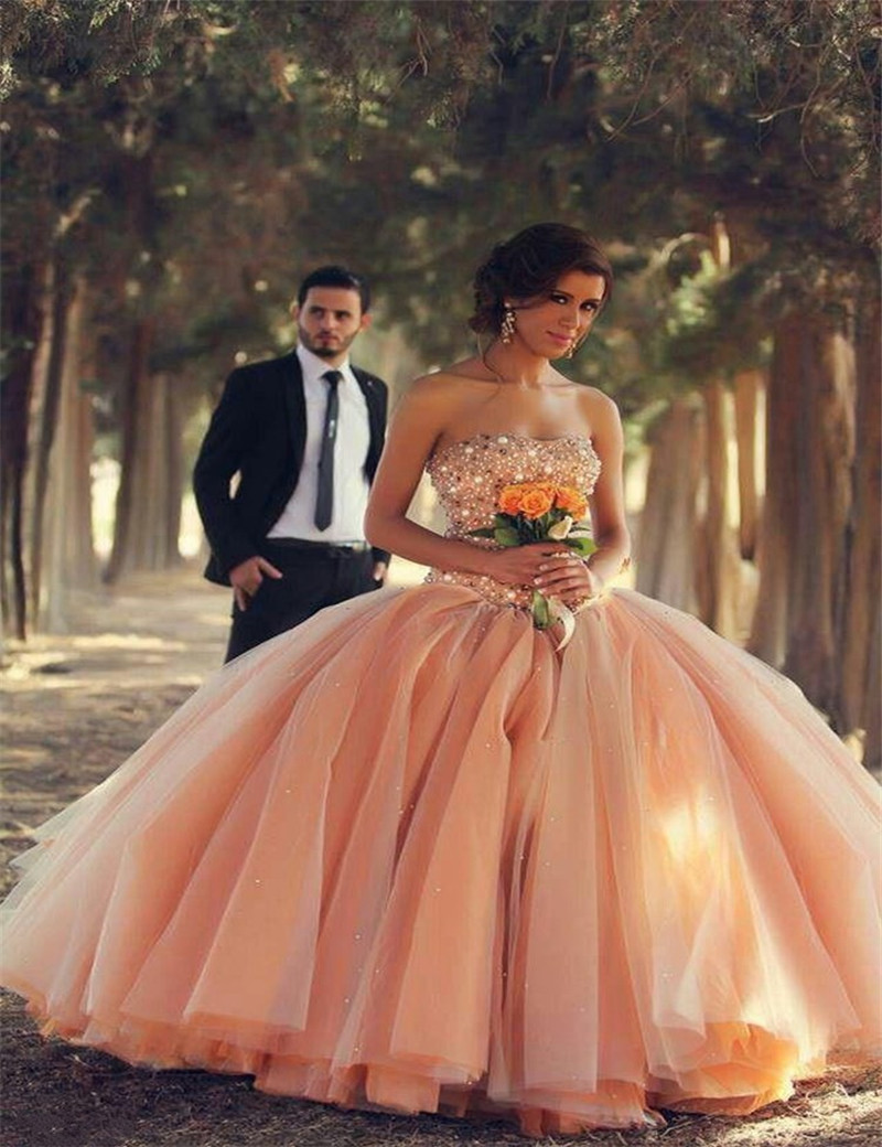 Robe de mariée d'orange Robe de mariée d'orange