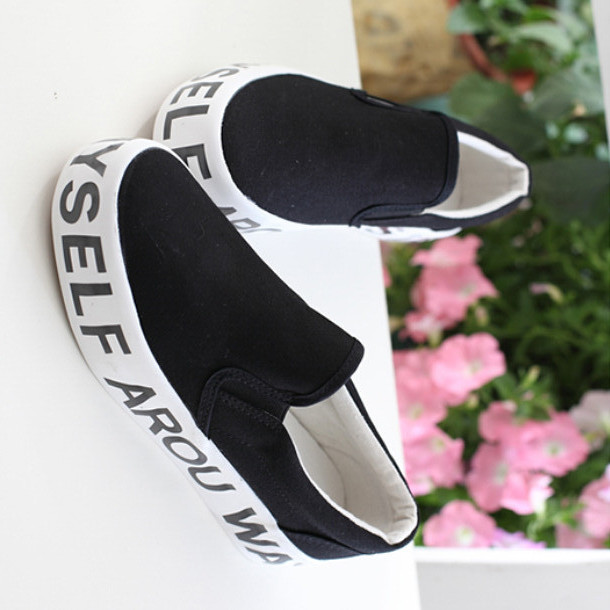 New Brand Designer Fashion Letter Print Women Low Top Sneakers Comfortable Woman Canvans Shoes Casual Shoes
