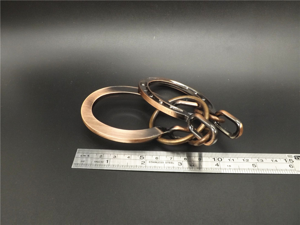 Funny Horseshoe Ring Puzzle Magic Wire Toy Lock Training Educational