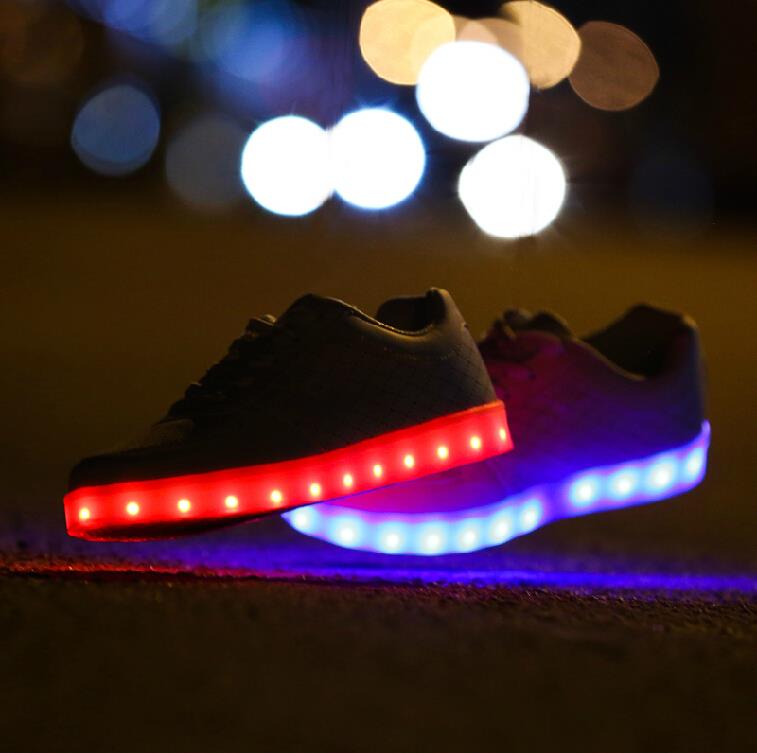 chaussure puma qui s'allume chaussure puma qui s'allume