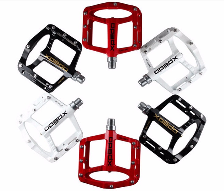 white mtb pedals