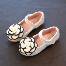 Princess Girls Sandals New Autumn Flat Single Shoes Baby Children Shoes Flowers Cute Dance Shoes For Girls