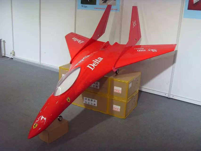 DELTA Jet Trainer / Jet Airplane ARF (Can be Equipped with 10 16kg