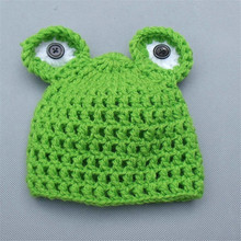 Cute Photo Studio Kid Baby Garment Handmade Knitting Frog Hat Modelling