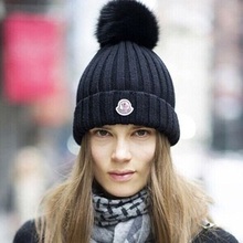 Fashion Caps Winter hats for women Large bulb New Women Hat Winter Beanies Knitted Cap Ladies Fashion Skullies Free shipping