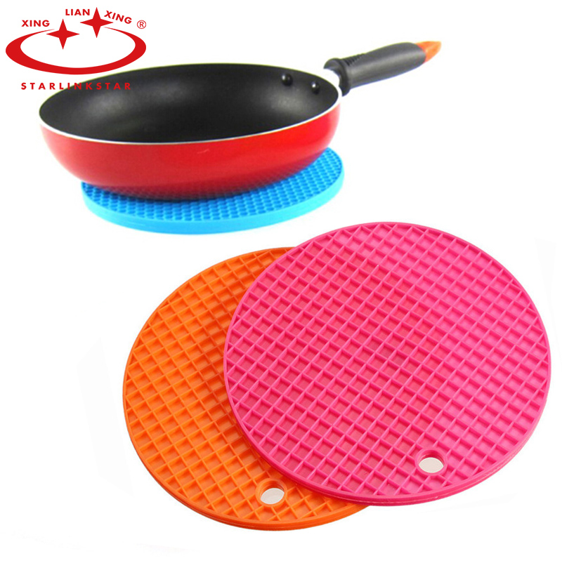 1pcs colorful round silicone mat non slip heat resistant mat coaster cushion placemat pot holder table kitchen accessories - Kitchen Table Cushions 1pcs colorful round silicone mat non slip heat resistant mat coaster cushion placemat pot holder table kitchen accessories - Kitchen Table Cushions