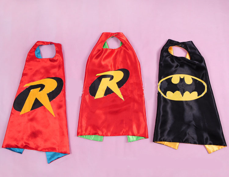 55-69CM-kids-superhero-capes-Halloween-black-super-hero-cape-Superman-Spiderman-for-Cosplay-Party-Children (3).jpg