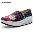 2016 New Canvas Shoes Woman Flat Platform Casual Shoes Women Graffiti Shake Shoes Slimming Walking Shoes
