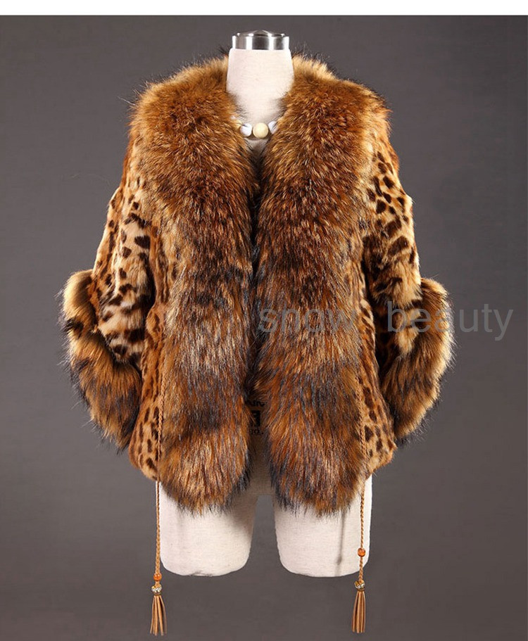rabbit fur jacket with raccoon fur collar (16)