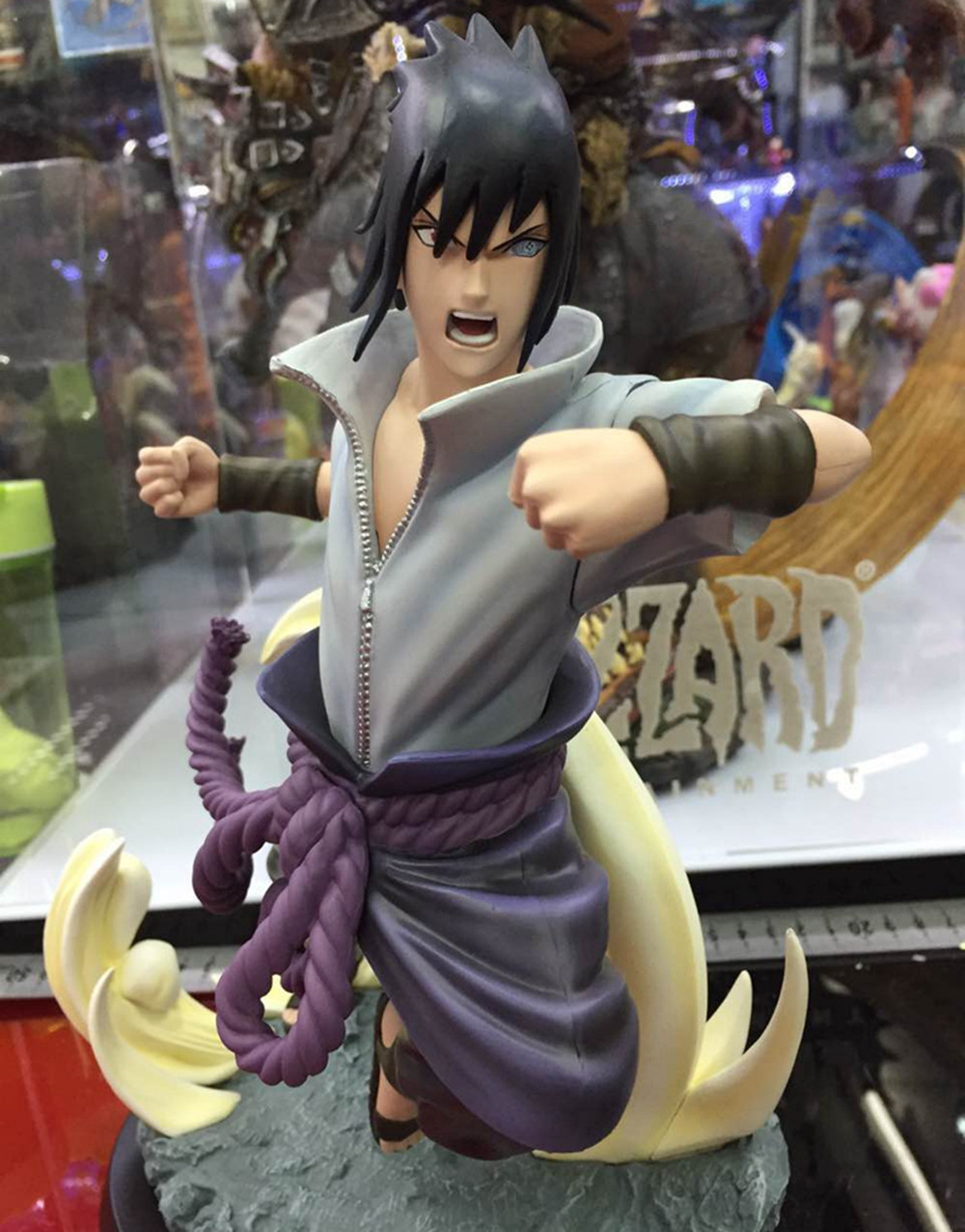 tsume sasuke limited edition statue