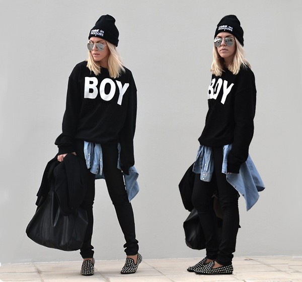 600px KR-Sweatshirt-Model 6