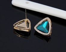 2014 popular jewelry accessories Earrings green crystal gems sexy fashion star gold stud earrings for women
