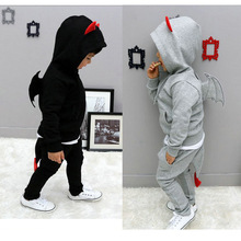 Special offer 2016 new suit for children Little Devil three wings sweatshirt children s sport suit