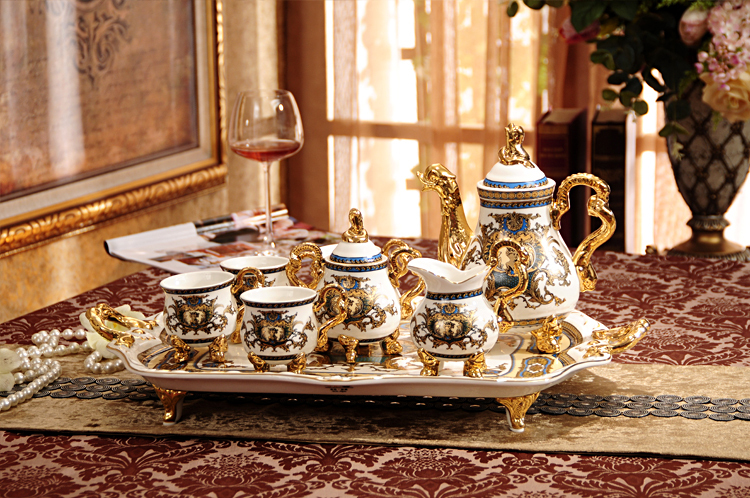 High quality ceramic tea set coffee set European royal coffee cup coffee pot and coffee tray
