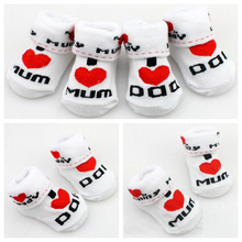 100% cotton Baby socks love dad love mum cartoon small kid’s socks 0-6 Months rubber slip-resistant floor socks Hot Sale