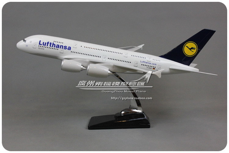 lufthansa airplane toy