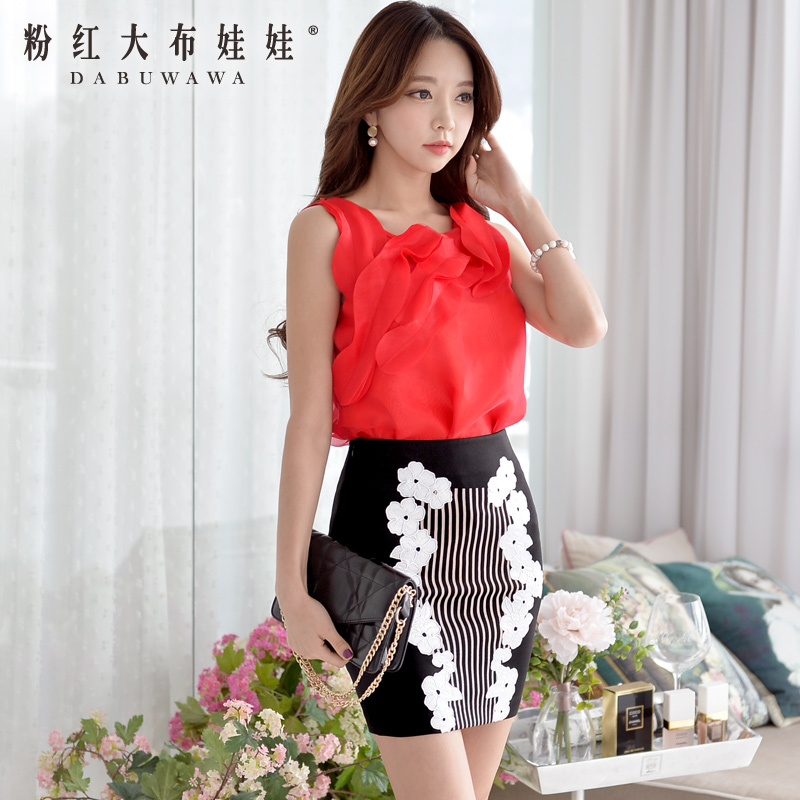 Skirt Pink Doll New Spring and summer 2015 black skirt hip package show thin stripe flower skirt