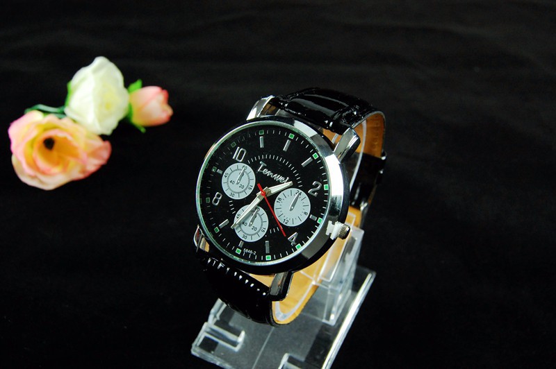 Men Watch17