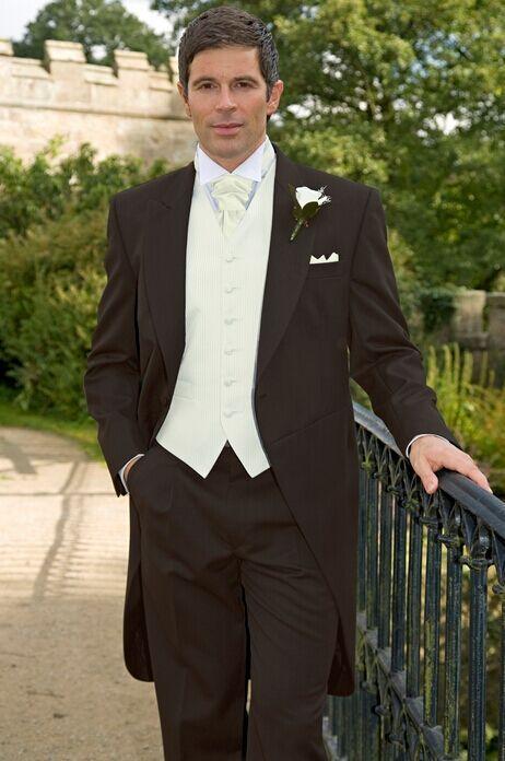 New Arrival brown men tailcoat 3 pieces men suits white vest wedding suits for men peaked lapel groom wedding suits