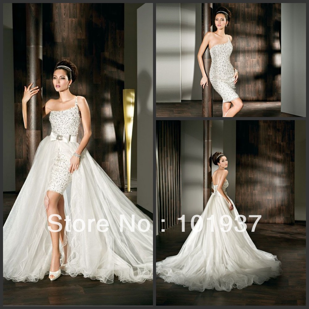 bridal gowns with removable trains