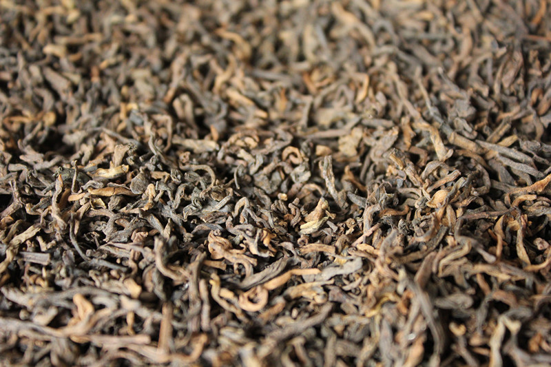 2002 Yunnan pu erh tea ripe tea Superior court loose teain bulk puer tea 100 grams