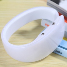 NEW Sports Mens Womens watch Dolphin Shape Digital LED Watch Silicone Rubber Bracelet Watch