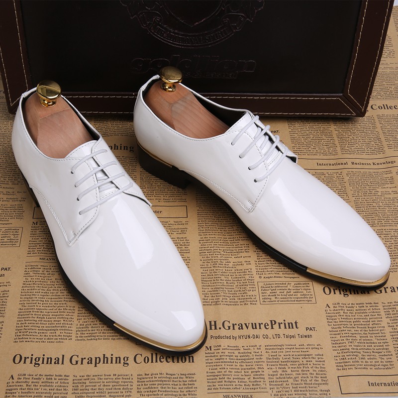 Men leather shoes spring and summer breathable white pointed shoes nightclub shoes wedding  British studio shoes