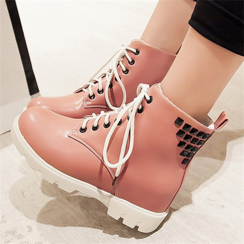 http://g02.a.alicdn.com/kf/HTB1RjsLHFXXXXX6XFXXq6xXFXXXv/Latest-Autumn-Women-s-Motorcycle-font-b-Boots-b-font-Round-Toe-Ankle-font-b-Boots.jpg