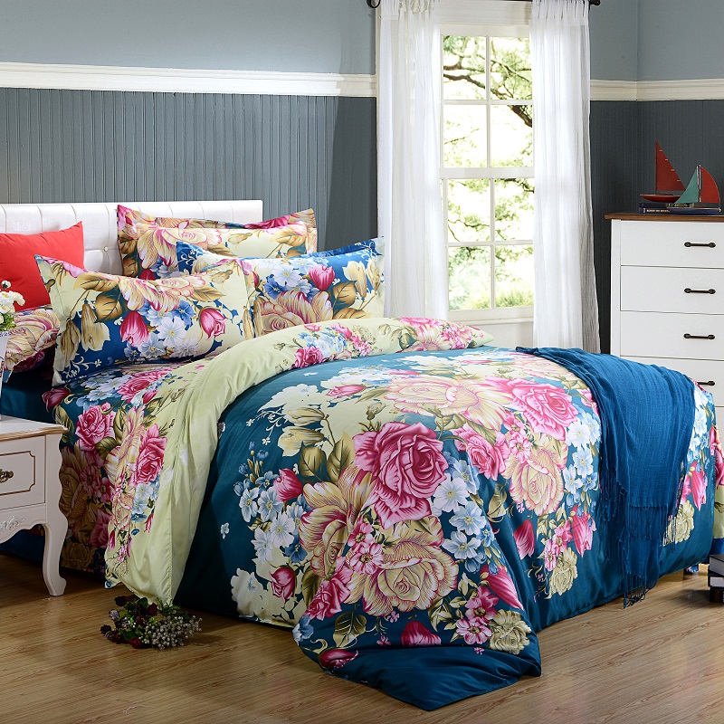 Model home bedspreads Model home bedspreads