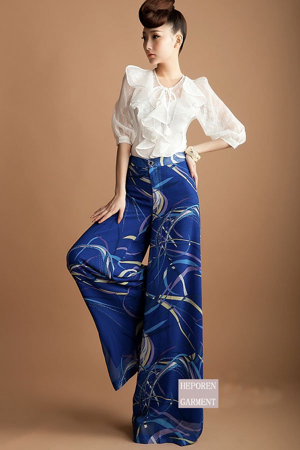 KOODING, a Korean fashion online shopping website, offers women's Korean baggy pants for sale. Shop for Korean style womens baggy pants online.
