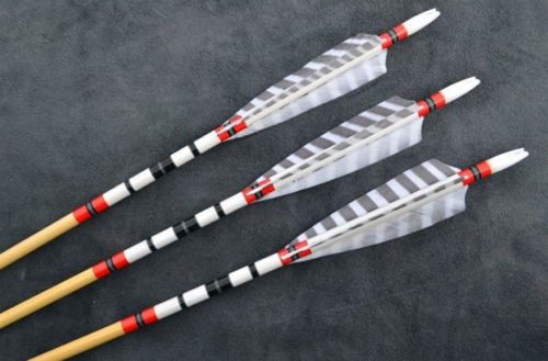 3pcs 80cm Traditional Wooden Arrows Hunting Arrow Shooting Target Arrows Real Feathers 20 70lbs Archery Arrows