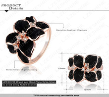 Hotting Sale Jewelry Ring With Rose Gold Plt SWA Elements Austrian Crystal Black Enamel Flower Wedding
