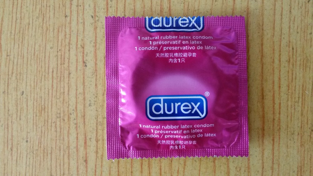 Одногруппница за безопасный секс дает только в презервативе